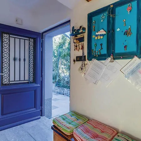 Сasa de vacaciones In With Sauna Mali Lošinj