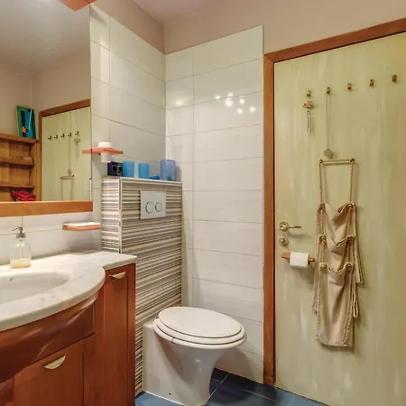 In With Sauna Nyaraló