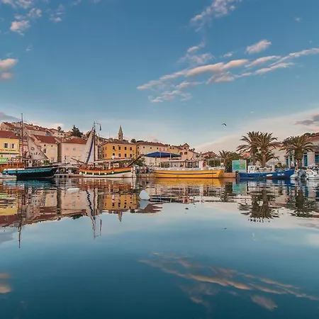 In With Sauna Nyaraló *